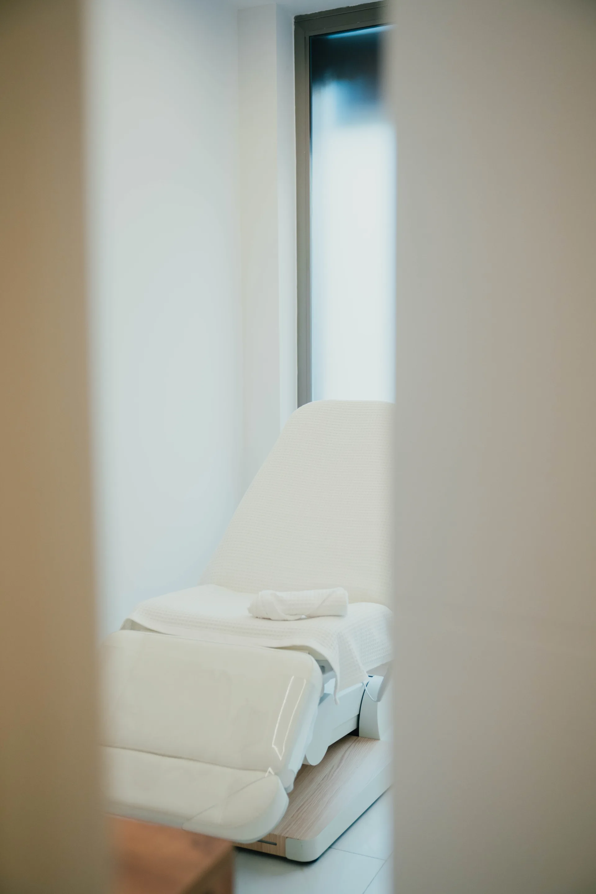 Sillón de tratamiento en The Noor Clinic